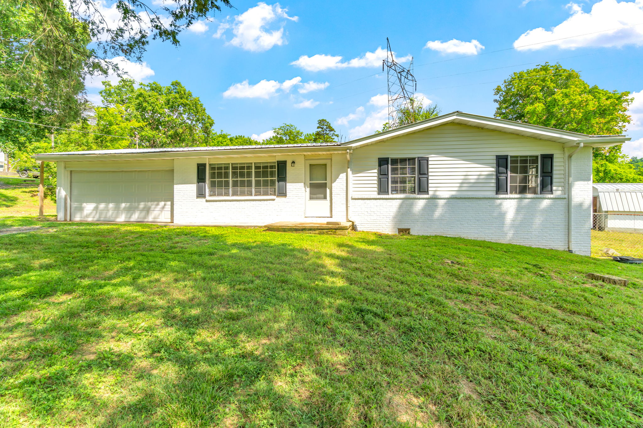 206 Bowers Circle