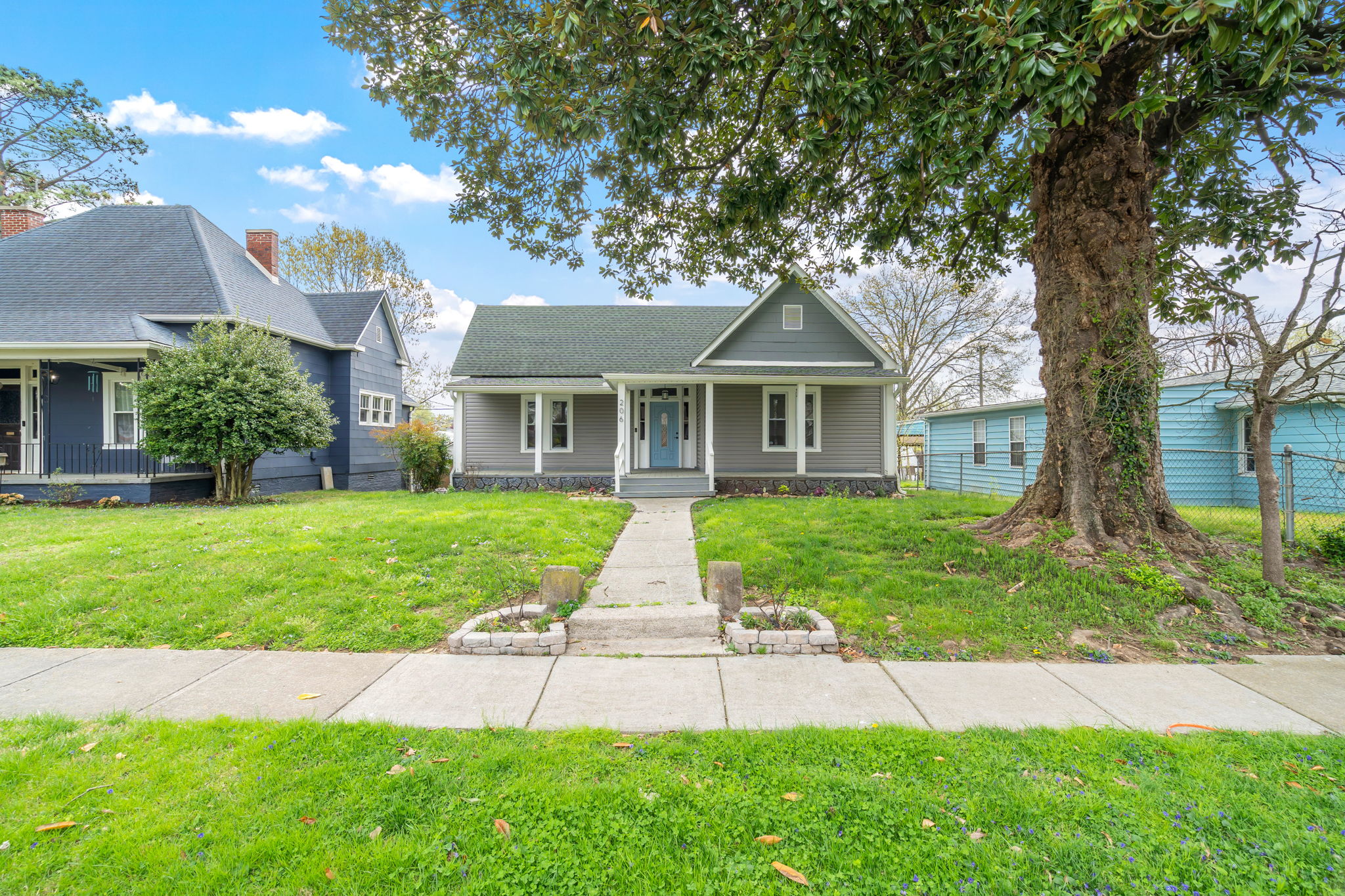 206 East Springdale Avenue