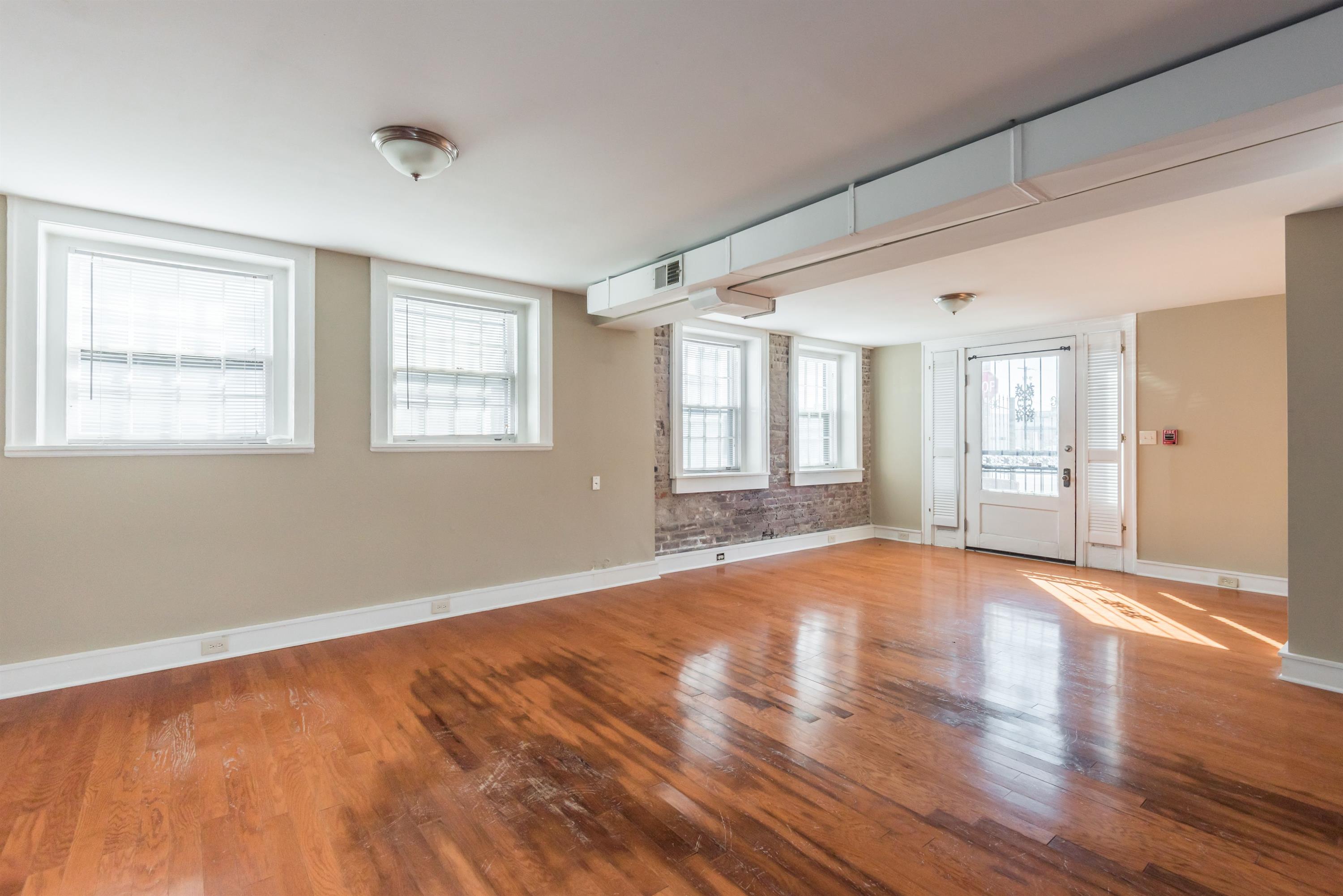 201 West Fifth Avenue - Apt 15