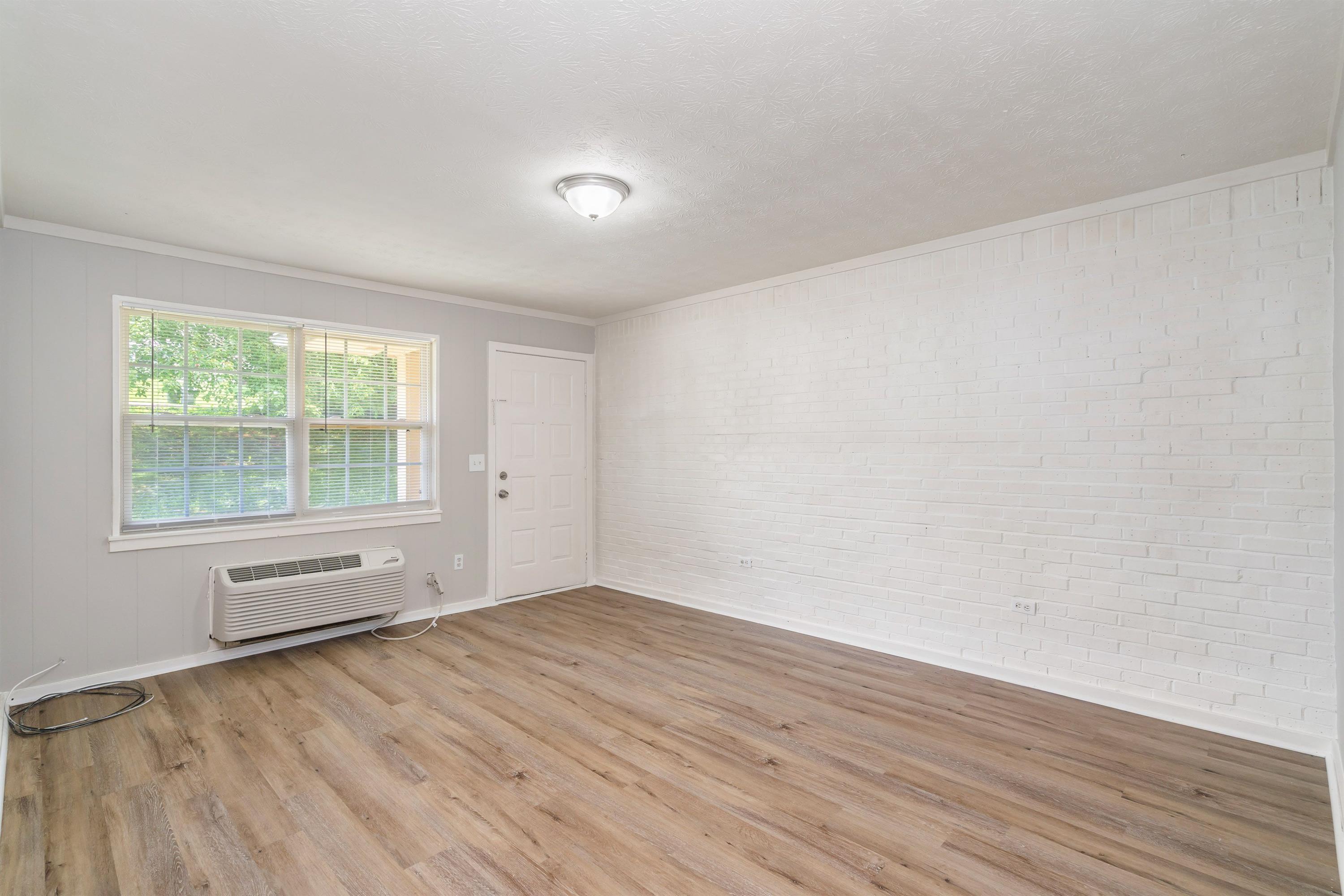 1309 East 1st Avenue - Apt 101