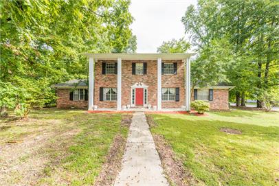 1828 Northwood Dr