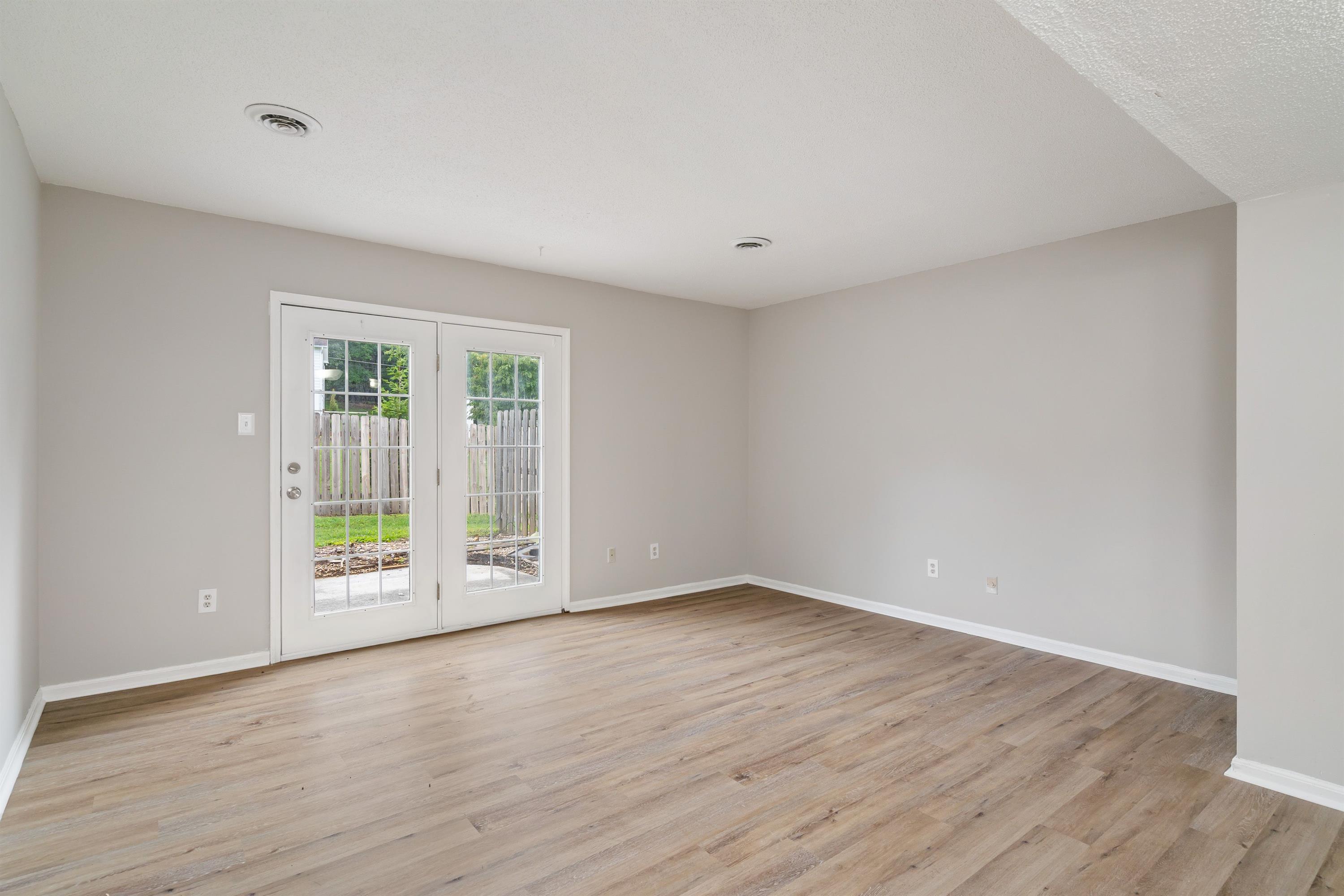 348 Indian Hills Circle - 9