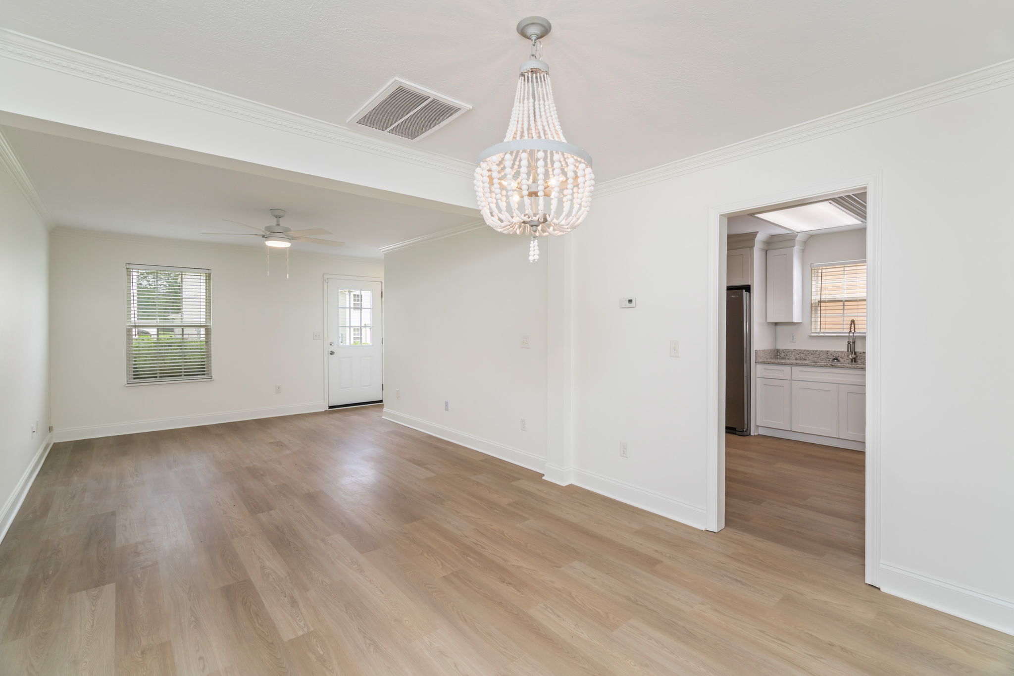 3956 Archibald Way