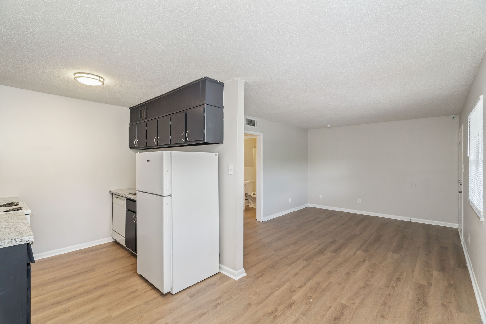 2716 Holbrook Drive - Apt 11
