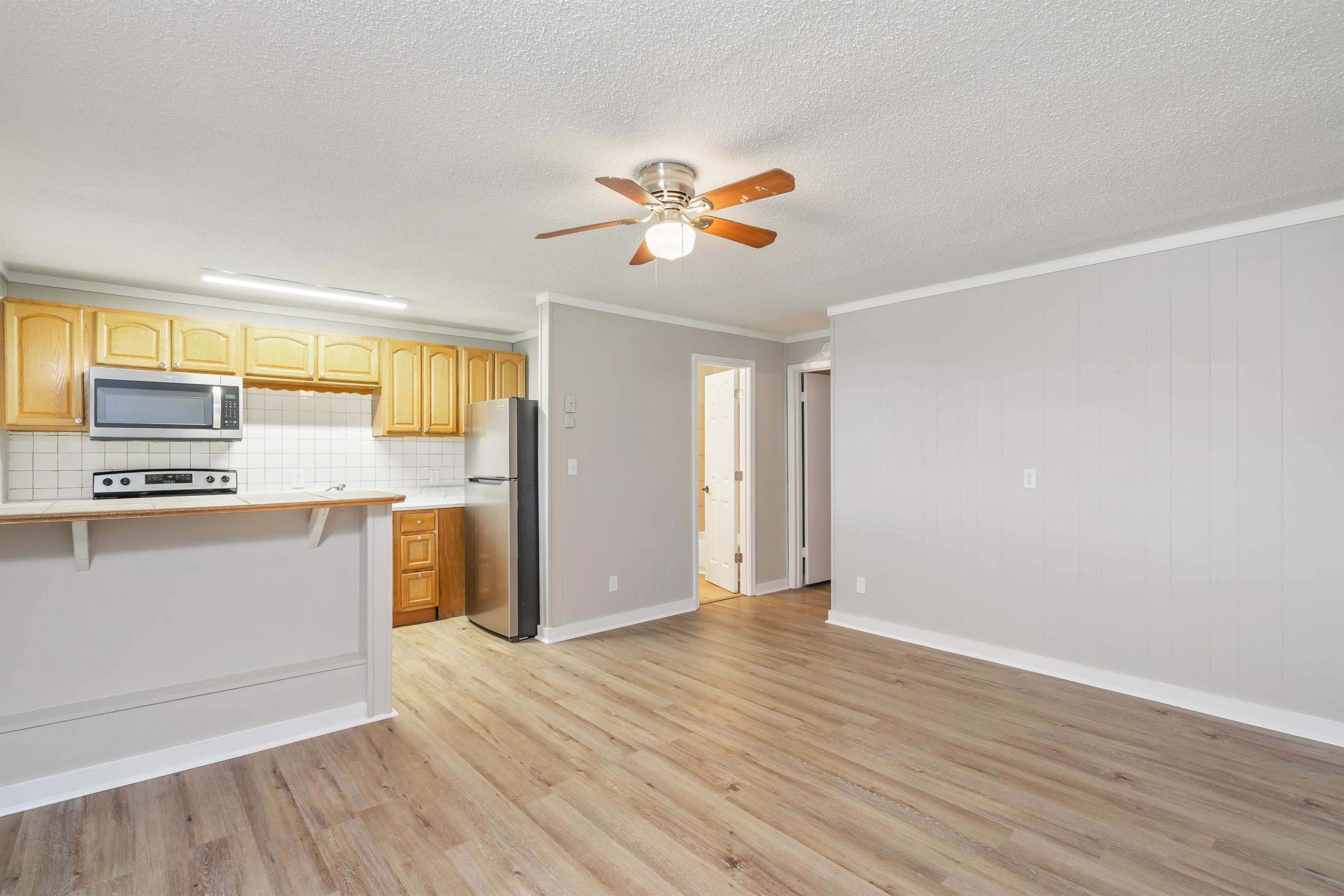 1000 West 1st Avenue - Apt 5